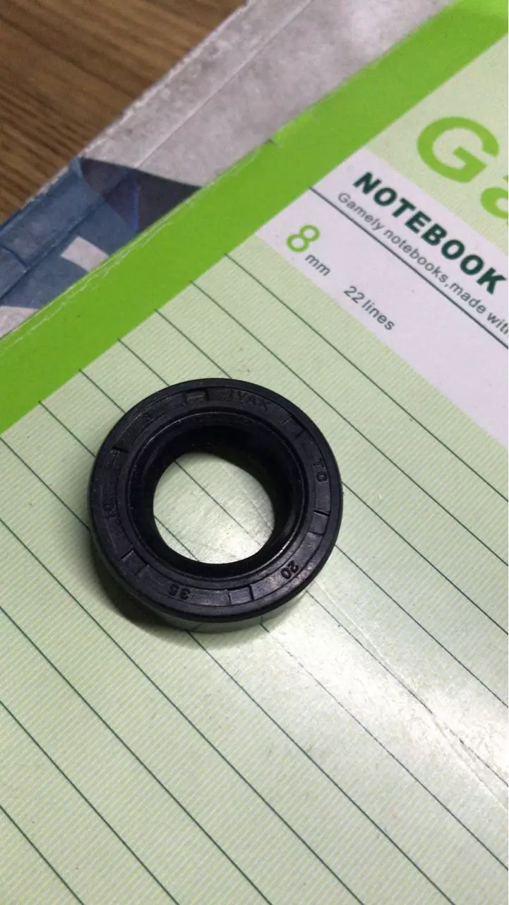 Carter excavator starting motor oil seal