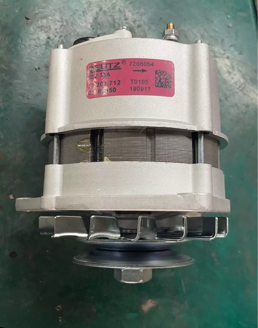 DEUTZ Daoyi BF8L413 generator 11.204.712 generator 01183850 generator 28V35A