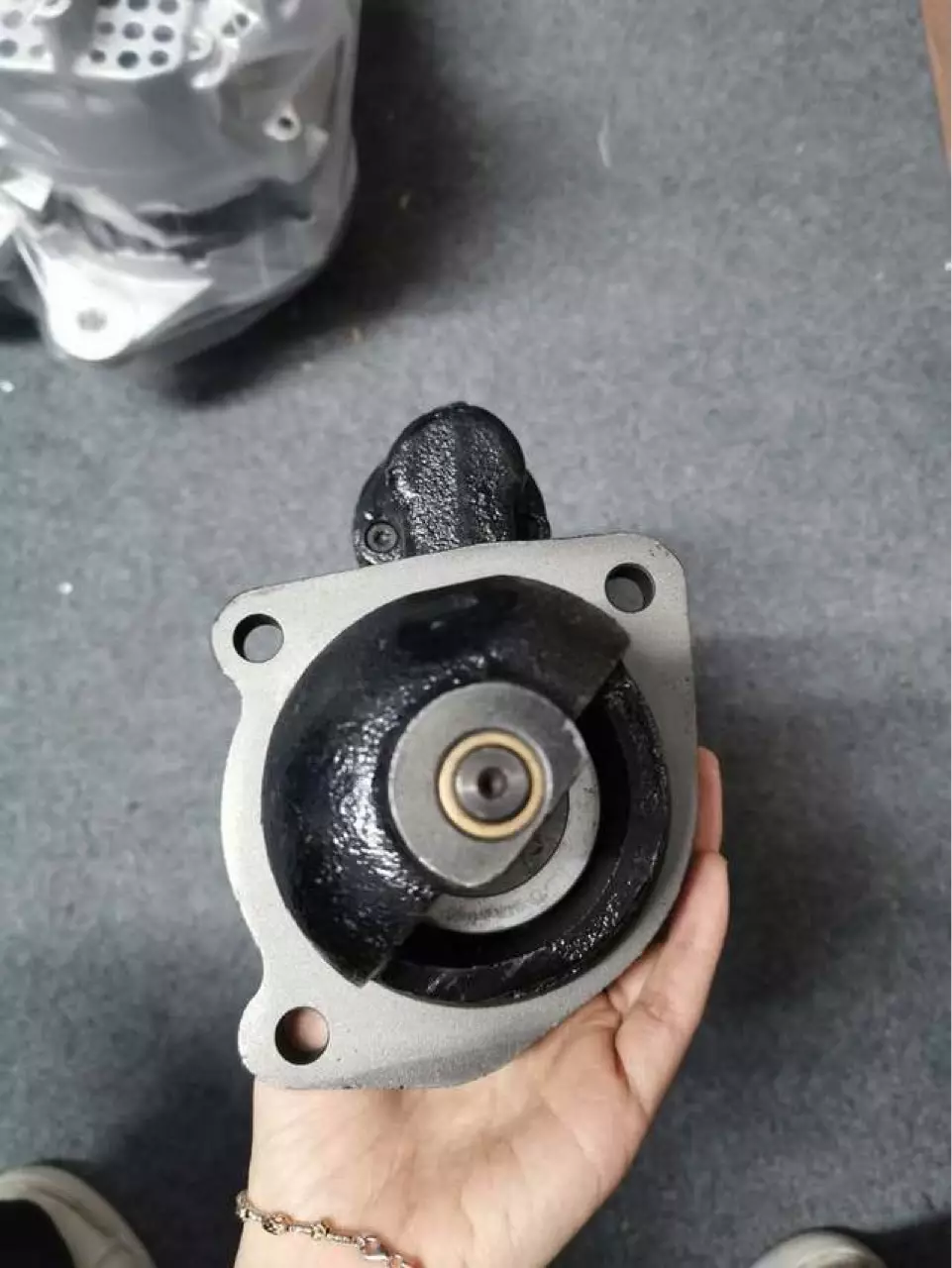 Dowitz 914 Motivation Motor Dr. for Bosch 0001368008 Starting motivation motor 24V9 teeth 4KW