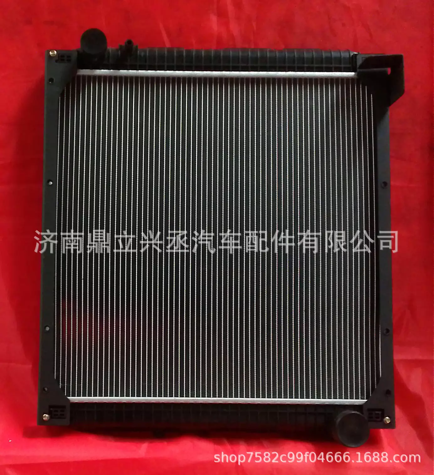 Erqi Dongfeng Tianjin water tank 130101010-kd100 manufacturer selling car medium cold device