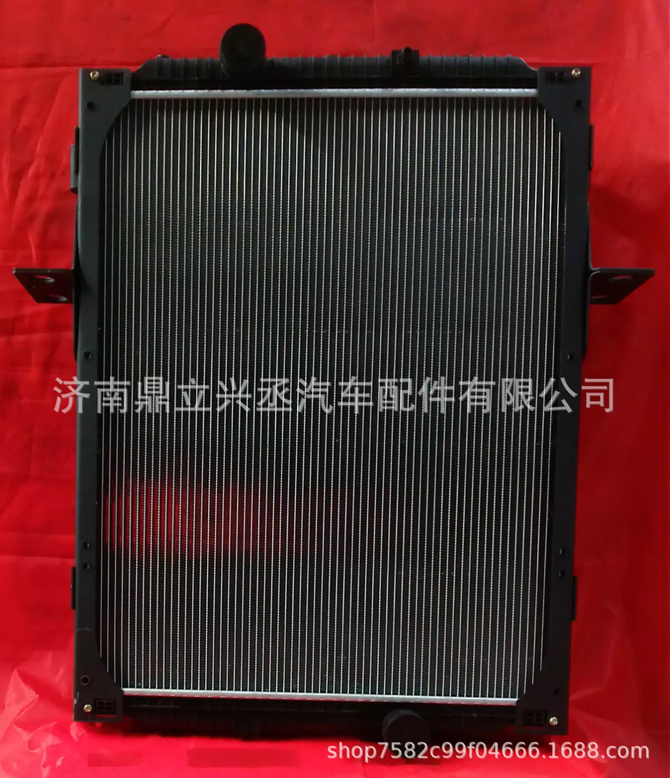 Erqi Dongfeng Tianlong 315 horsepower water tank radiator 1301010-k0100 manufacturer