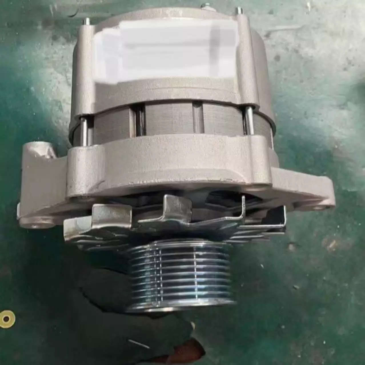 for Cummins 3020678 generator 3911247 generator Conominus 6BT5.9 generator 24V