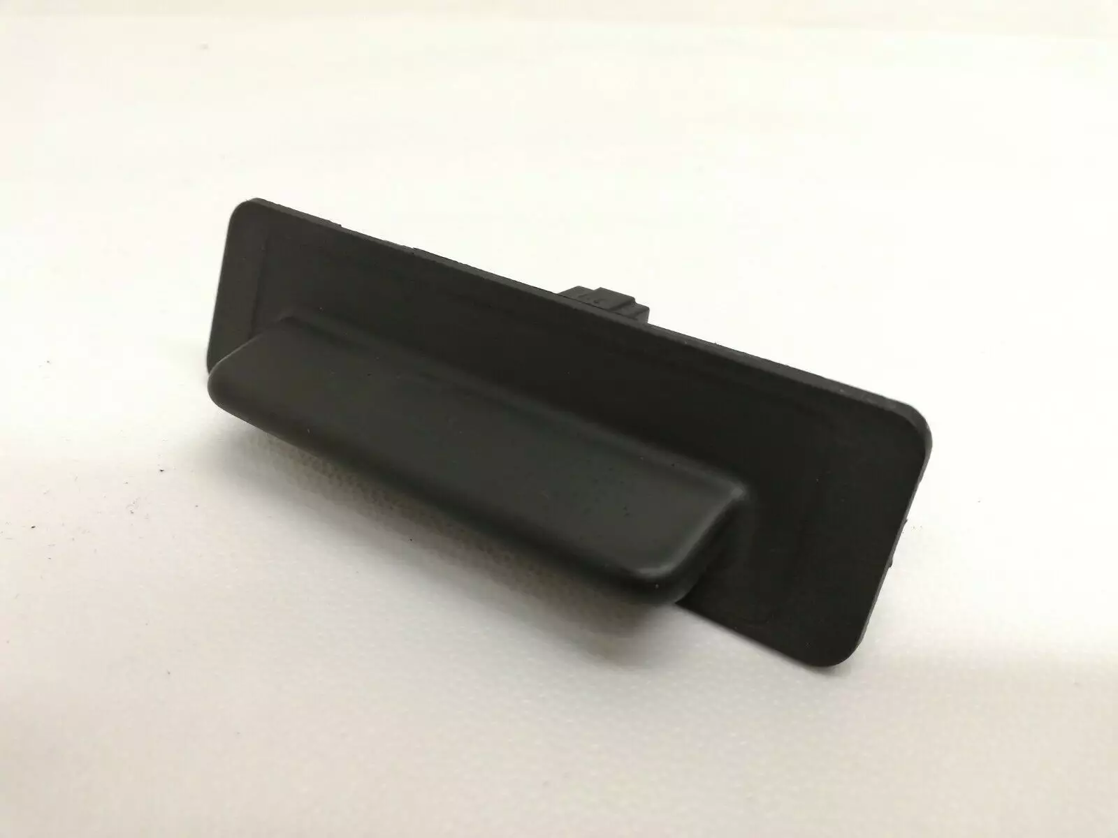 for Renault suitcase switch 82002001 60142800