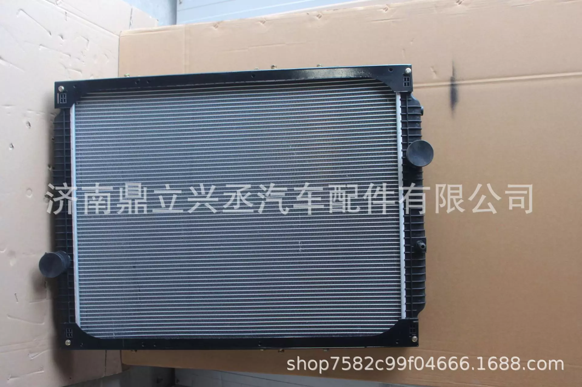 Golden Traveler's radiator 6128J18-1301010