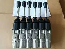 Italian Volvoil pilot handle SVM100/4 Italian Walford pilot valve spring reset