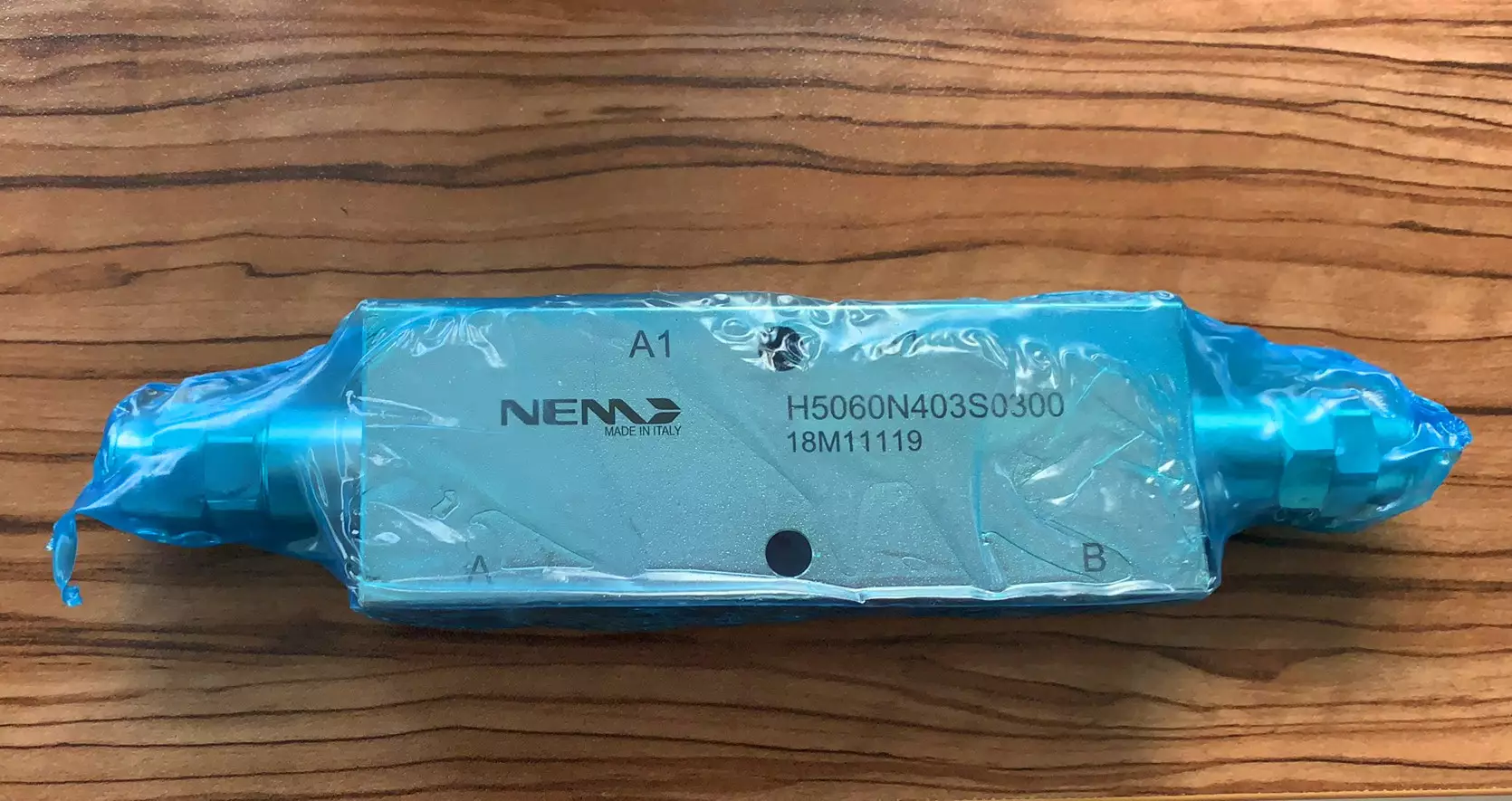 Italy NEM two -way balance valve H5060n403S0300 oil port G3/8 pressure 350bar