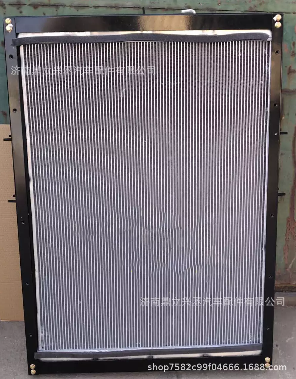 National Heavy Industry Northwest Wolf Wolf Tank Hotel Full Aluminum Solved Manufacturer Selling GL8504 GL8602