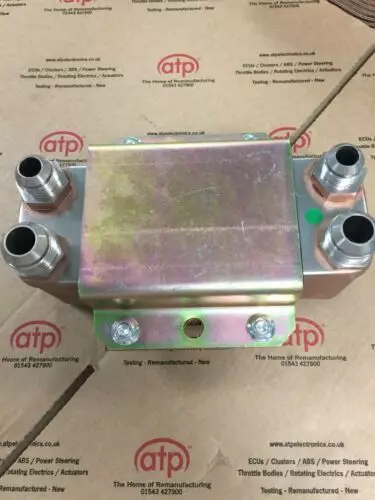 Oil cooler  for Volvo 11033740