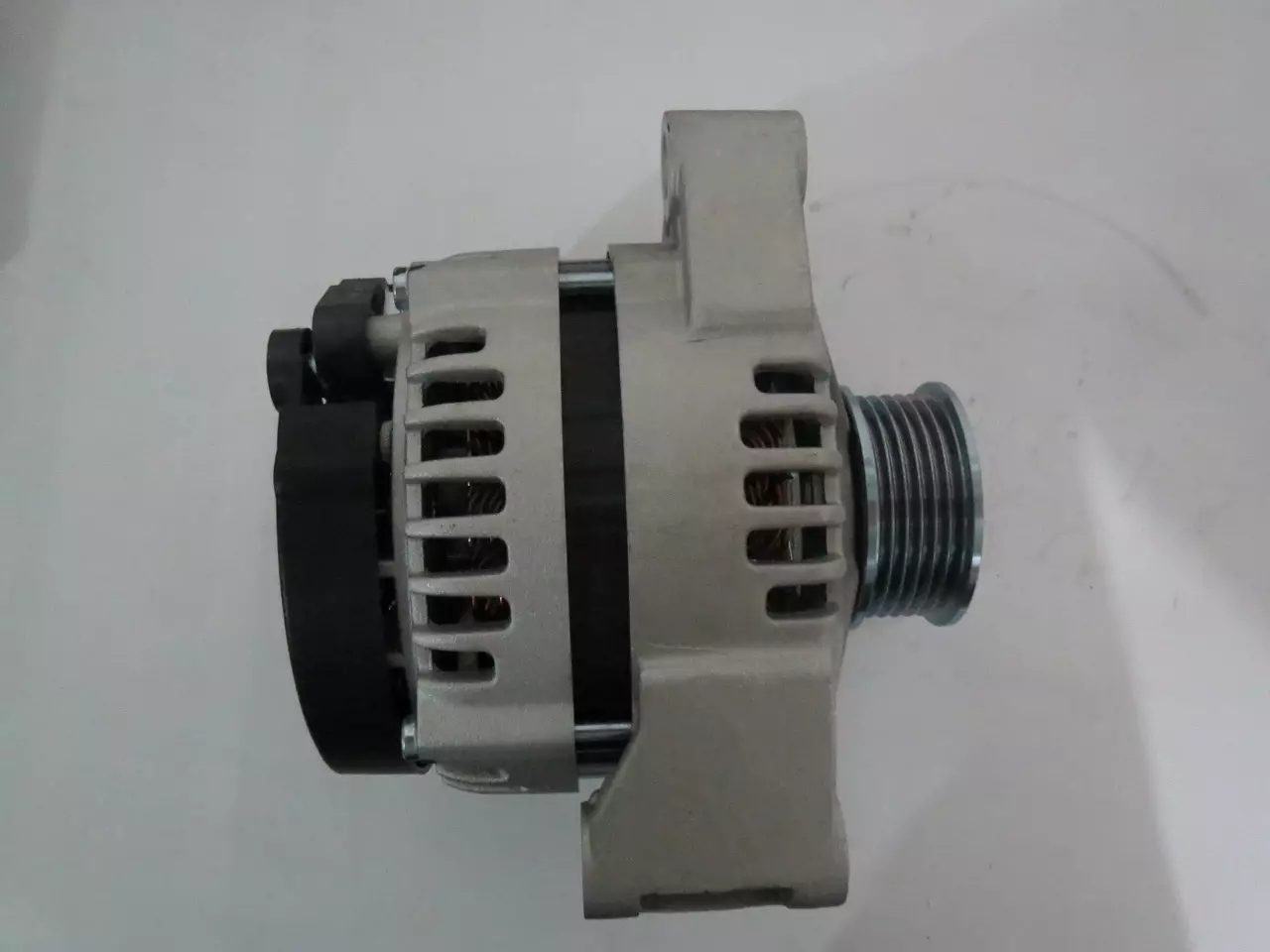 Sinotruk generator JFZ280-302 generator VG1095094001 generator