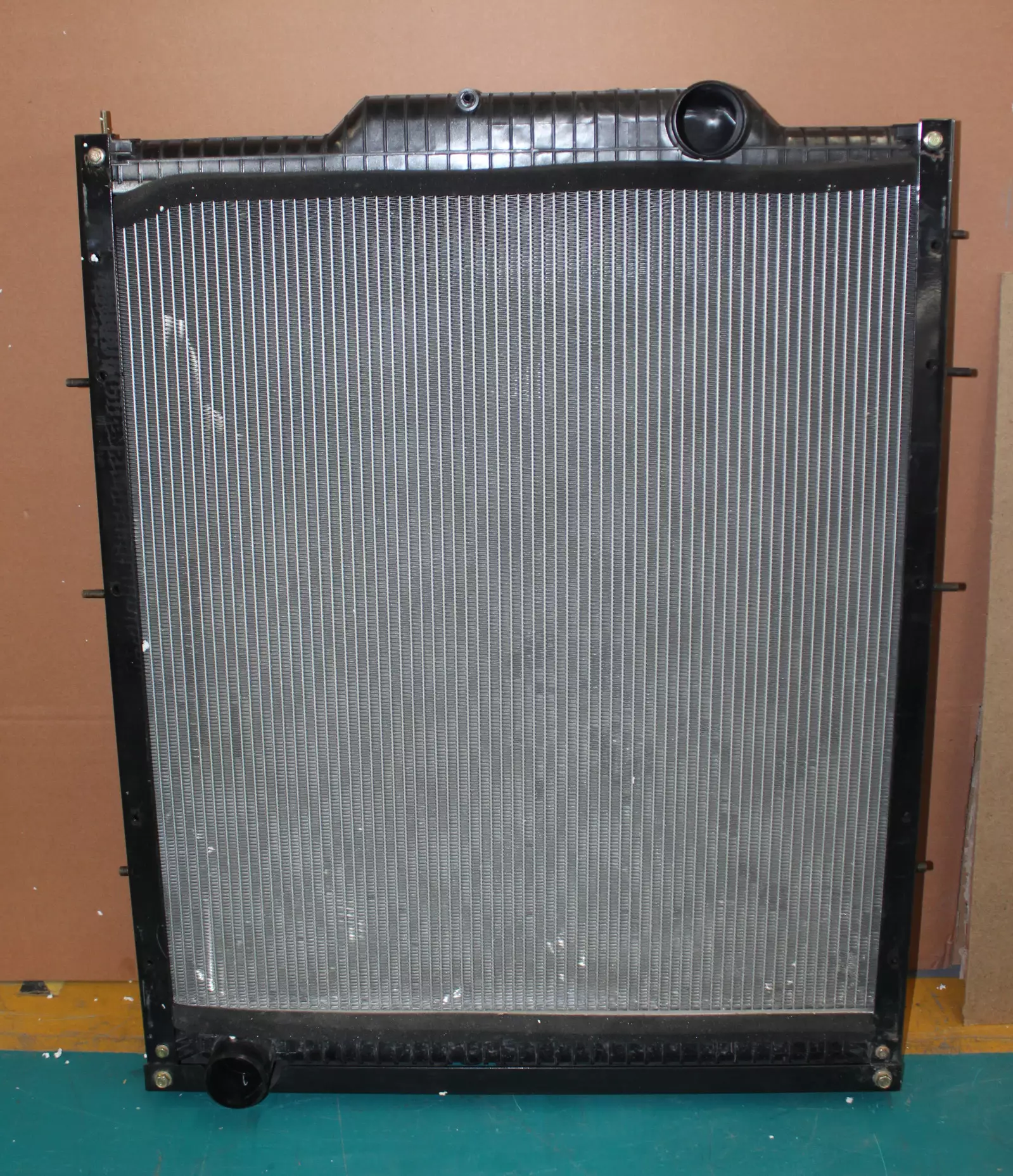 Sinotruk Haoyun WG9525530171 Water Tank Colder