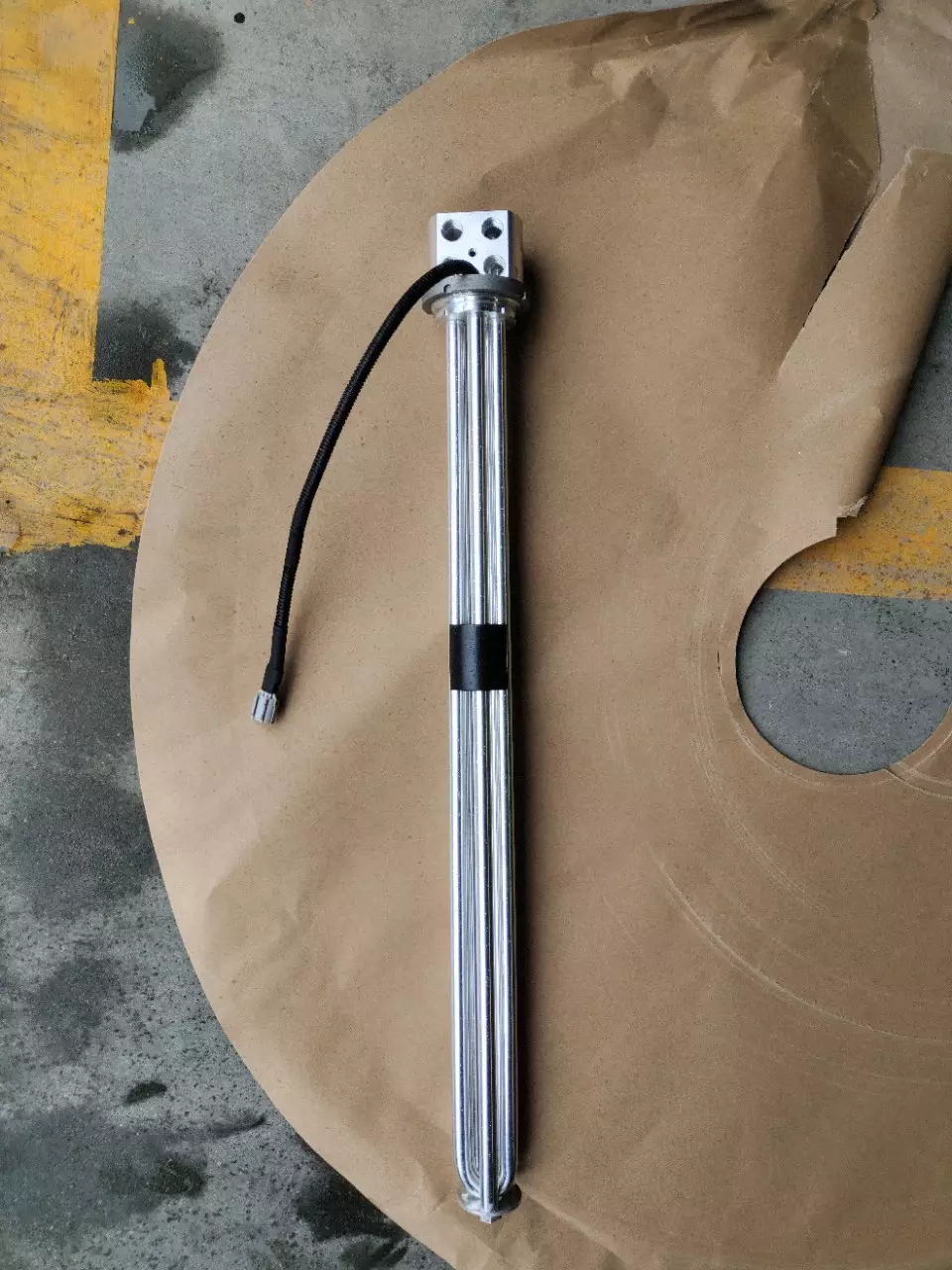 Smart water and electricity all -in -one fuel tank floating seeds