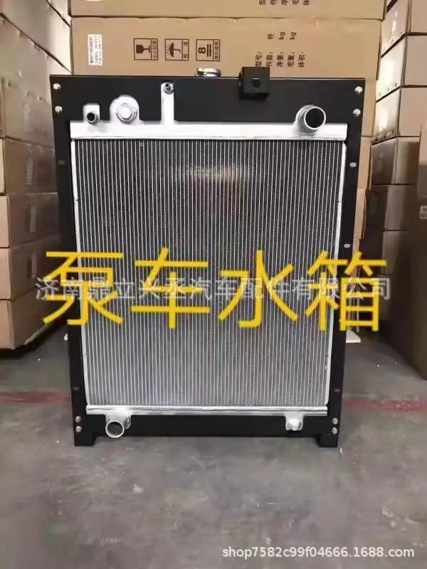 The pump truck is equipped with a cold device inradiator,manufacturer is sold,