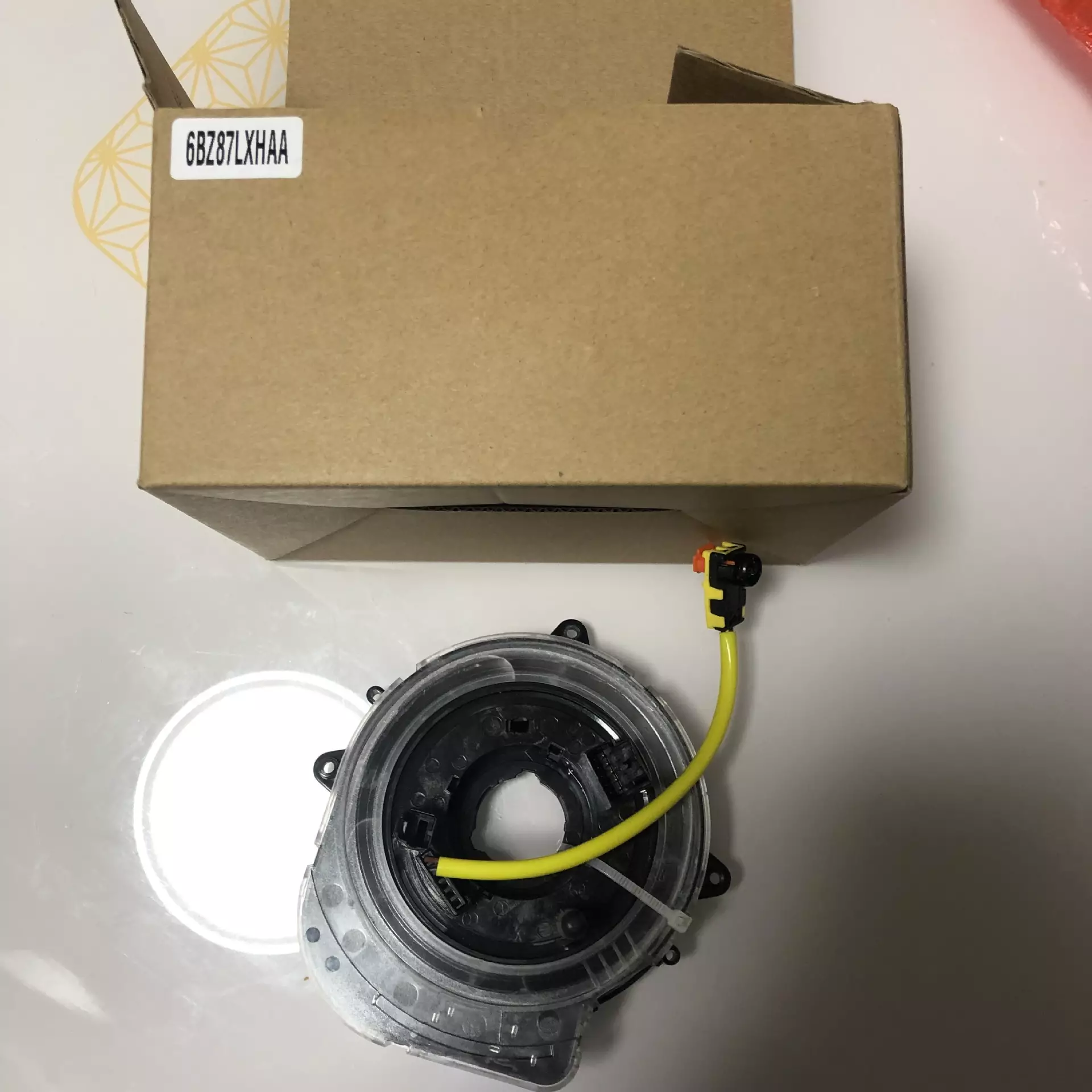 The steering wheel scarn forUS 6BZ87LXHAA 6BZ87LXH