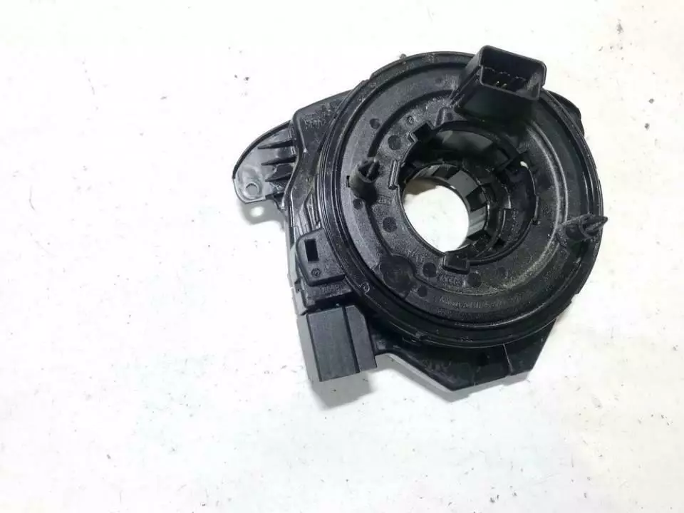 The steering wheel travers are for 6C0959653 653978-39