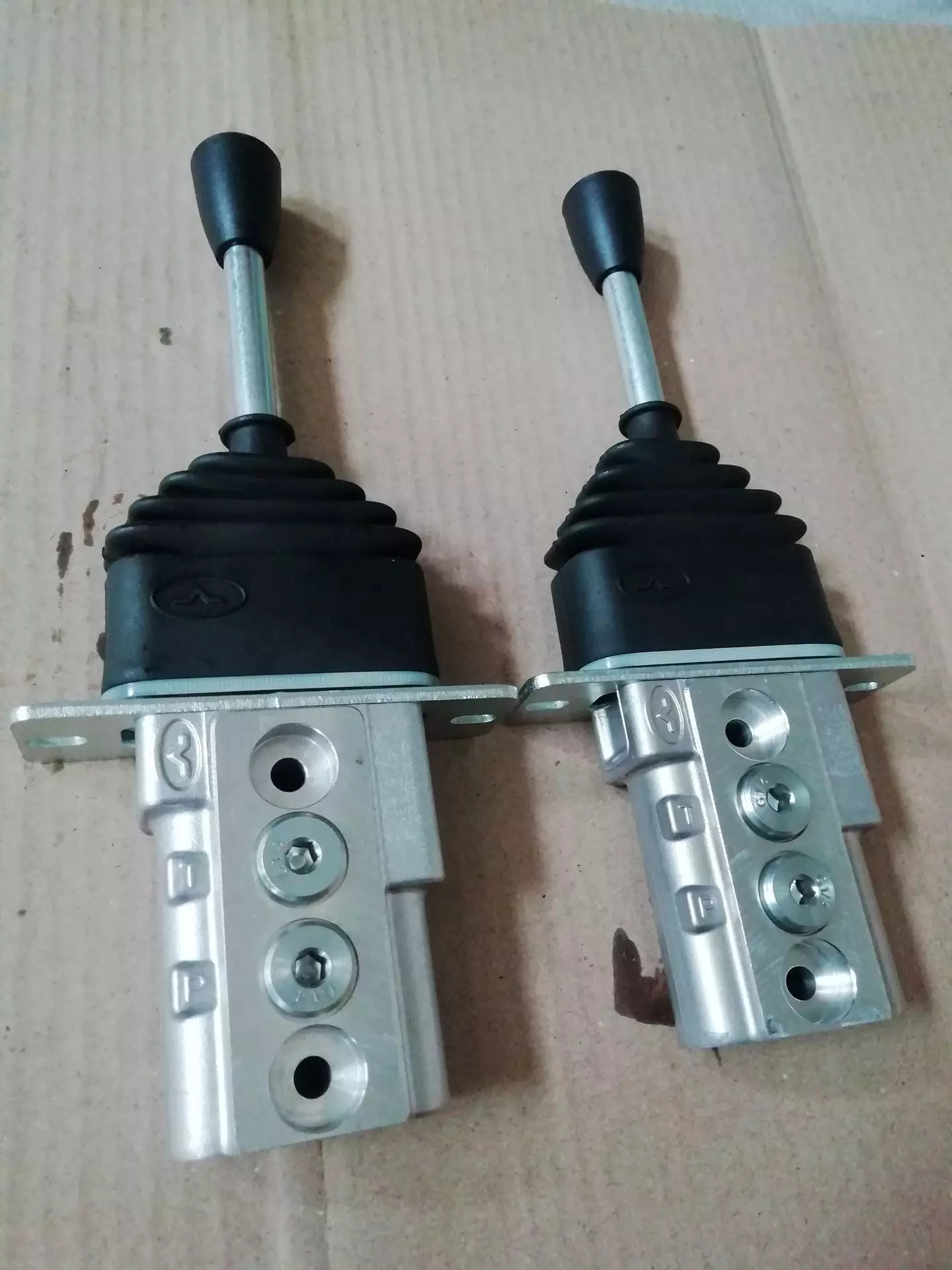 Volvoil pilot handle SVM100/1 Walford liquid control handle steel ball positioning pilot handle