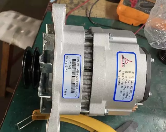 Weichai Daisitz generator Pat Lalai MDAC3221 generator Hitz 13035939 generator 28V