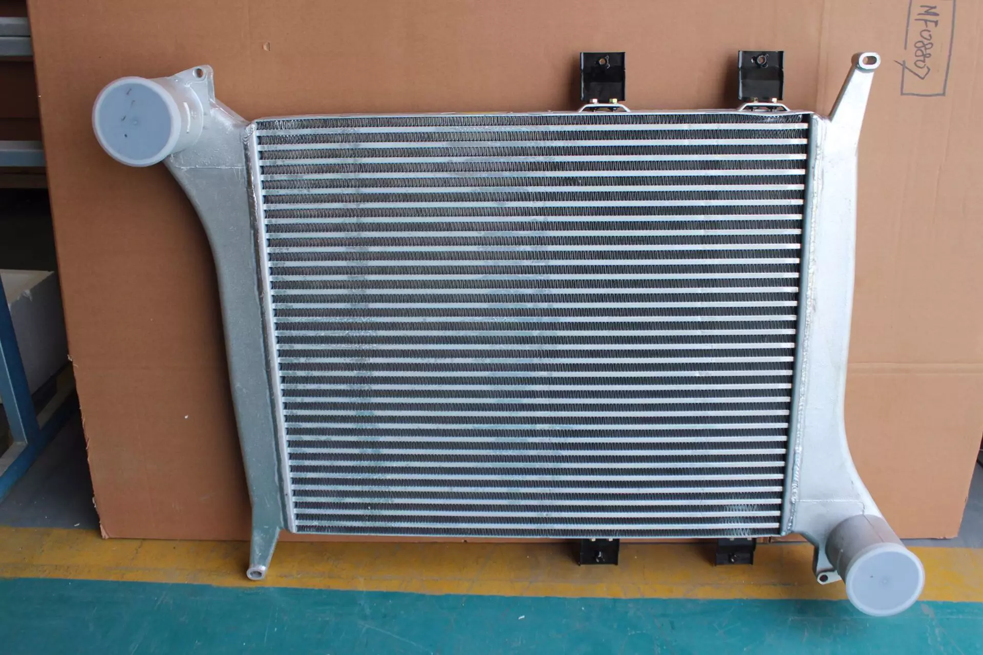 WG9725530130 Sinotruk Haowo 336 below medium -cold device manufacturers sell for high -quality and low